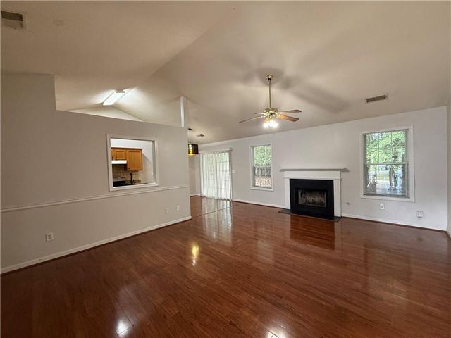 5873 Riverside Walk Drive, Sugar Hill, GA 30518