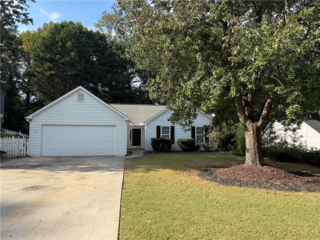 5873 Riverside Walk Drive, Sugar Hill, GA 30518