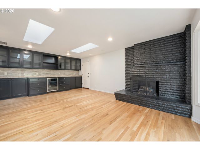 2169 KEITH Way, Eugene, OR 97401