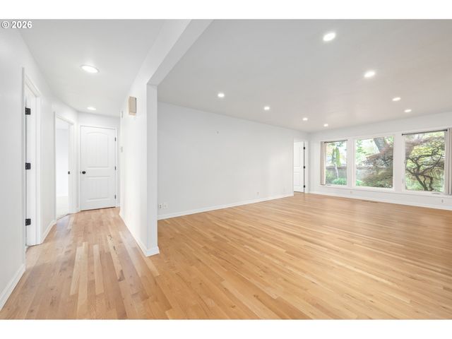 2169 KEITH Way, Eugene, OR 97401