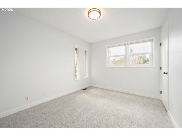 2169 KEITH Way, Eugene, OR 97401