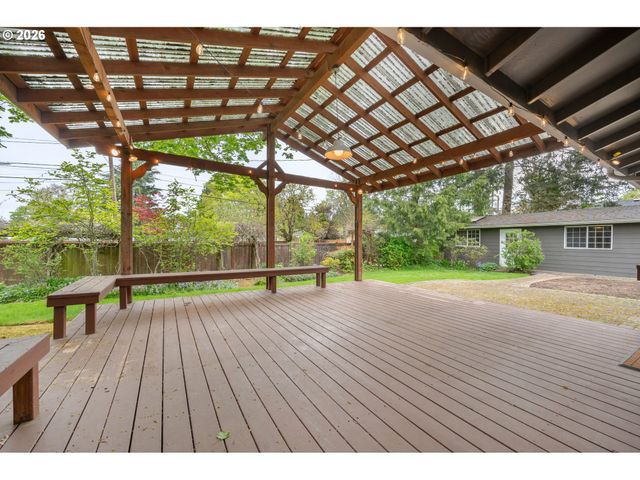 2169 KEITH Way, Eugene, OR 97401