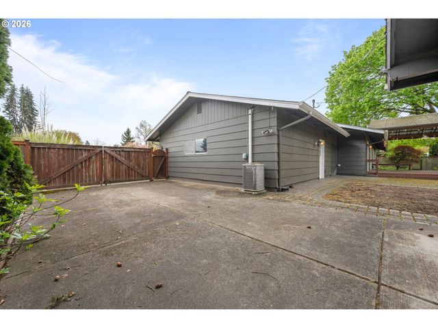 2169 KEITH Way, Eugene, OR 97401