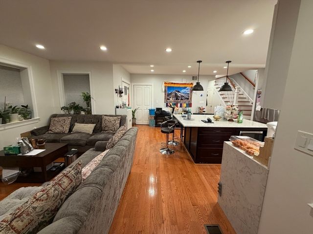 32 Fremont Ave, Everett, MA 02149