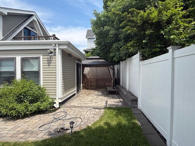 32 Fremont Ave, Everett, MA 02149