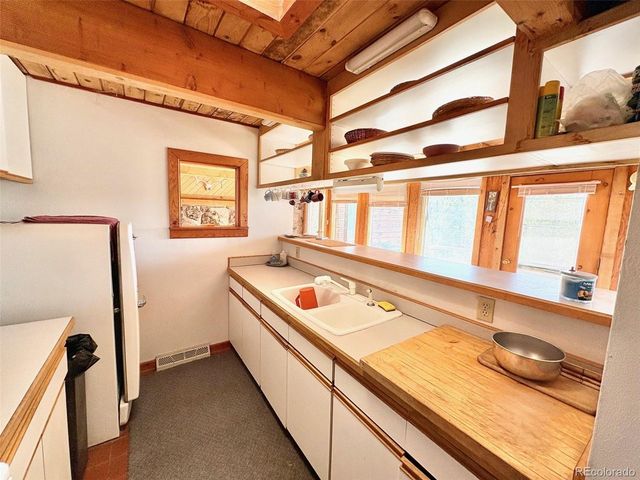 2121 Cr 1, Florissant, CO 80816
