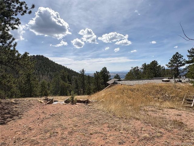 2121 Cr 1, Florissant, CO 80816
