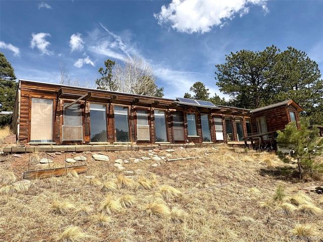 2121 Cr 1, Florissant, CO 80816