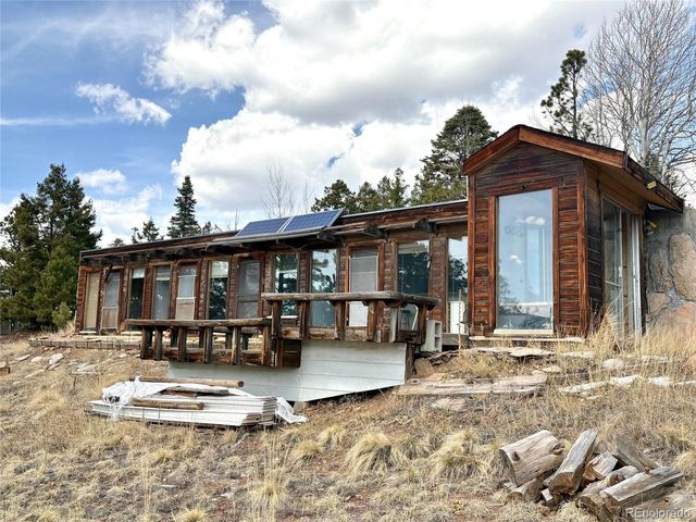 2121 Cr 1, Florissant, CO 80816