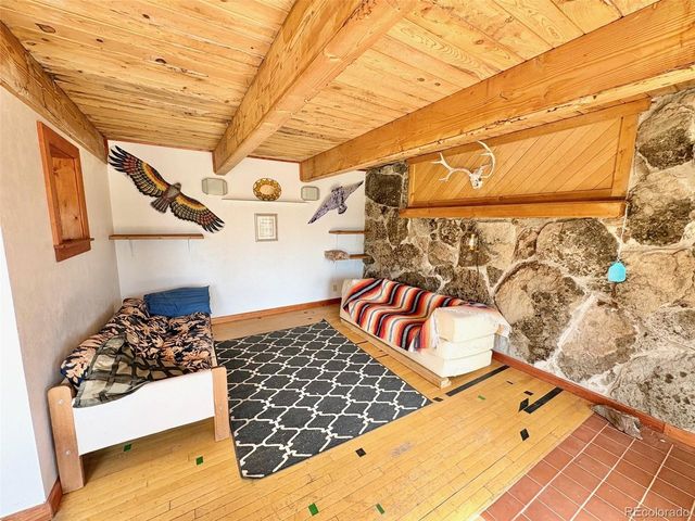 2121 Cr 1, Florissant, CO 80816