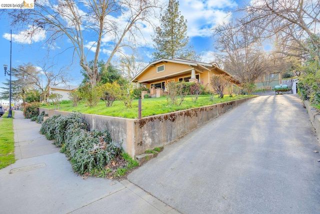 518 S Washington St, Sonora, CA 95370