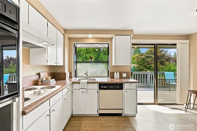 26529 40th Avenue S, Kent, WA 98032