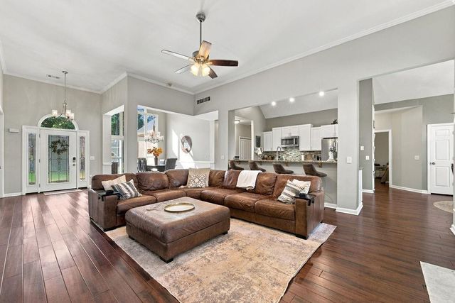 1028 Legacy Walk, Woodstock, GA 30189