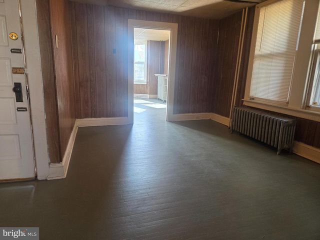 106 RANDOLPH AVE, Hagerstown, MD 21740