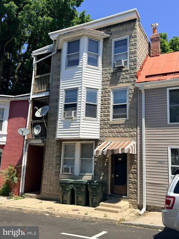 106 RANDOLPH AVE, Hagerstown, MD 21740