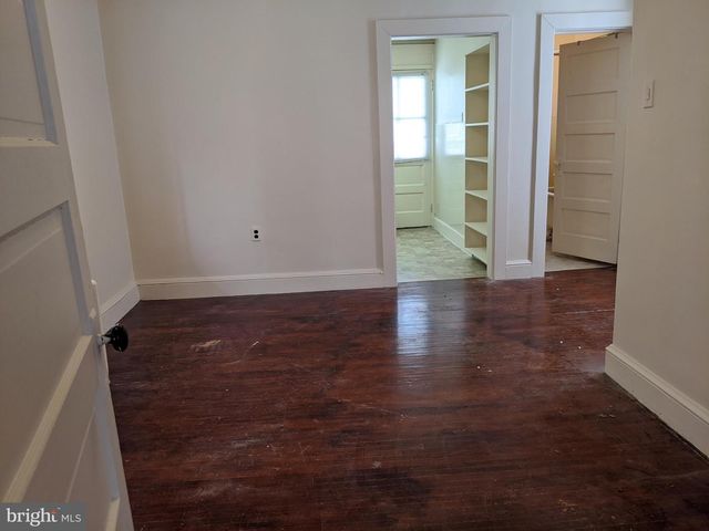 106 RANDOLPH AVE, Hagerstown, MD 21740