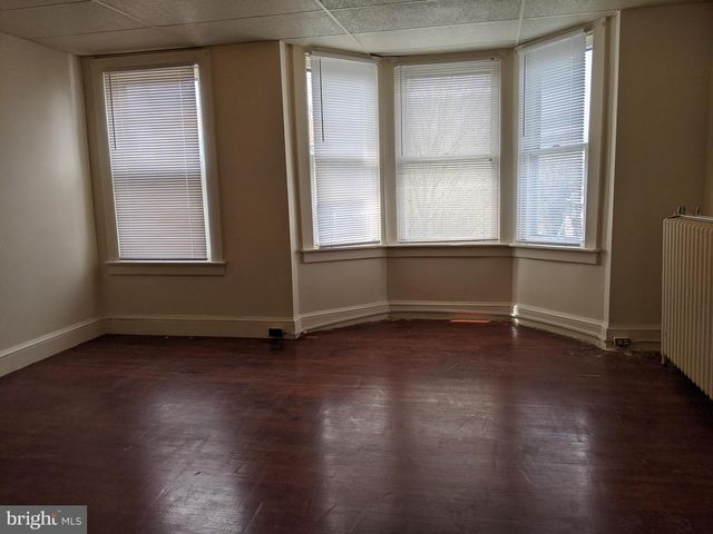106 RANDOLPH AVE, Hagerstown, MD 21740