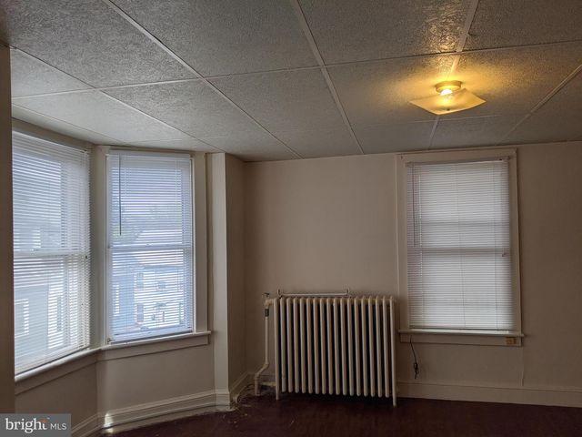 106 RANDOLPH AVE, Hagerstown, MD 21740