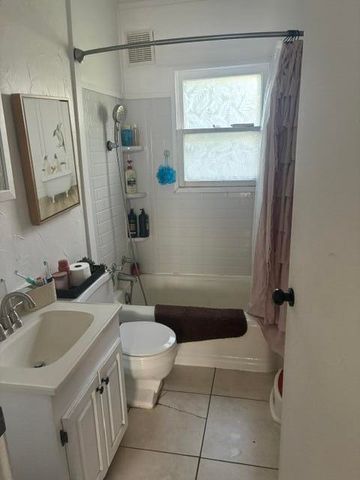3325 Paris Avenue Ne, City Of Grand Rapids, MI 49525