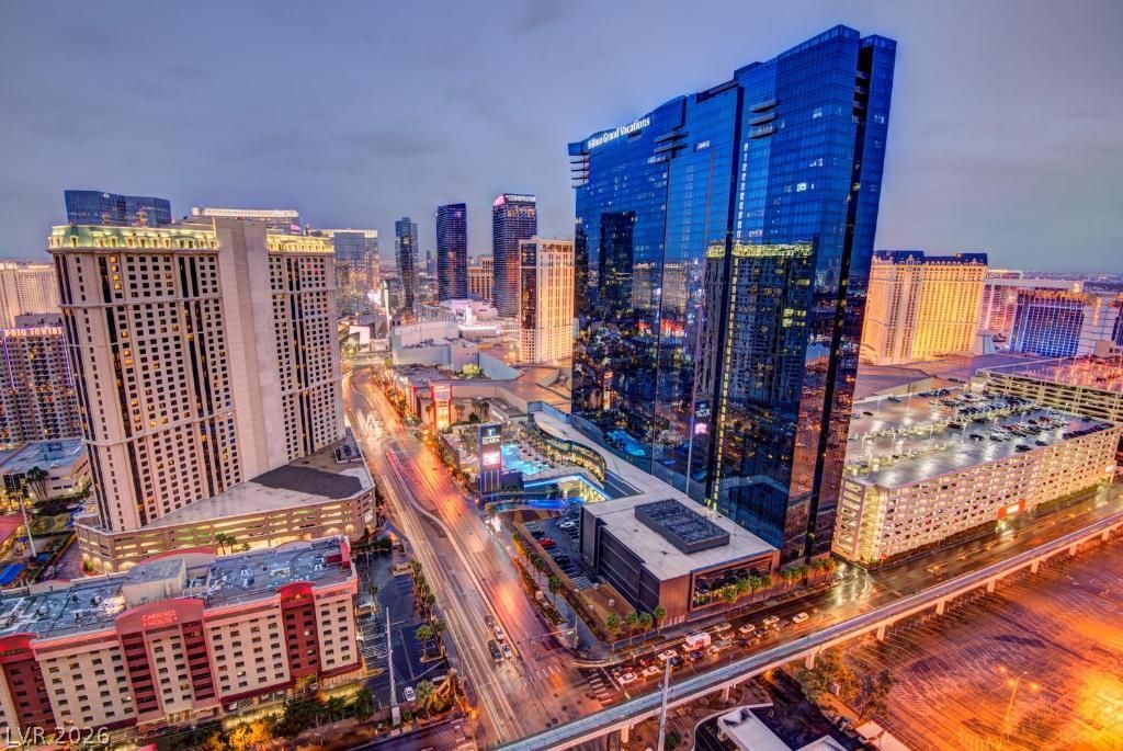 135 East Harmon Avenue 1109, Las Vegas, NV 89109
