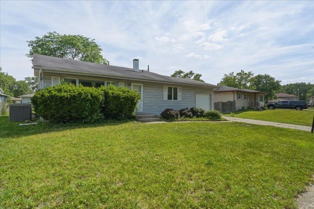 981 W 69th Place, Merrillville, IN 46410