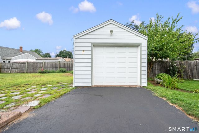 80 Suffolk Drive, East Hartford, CT 06118