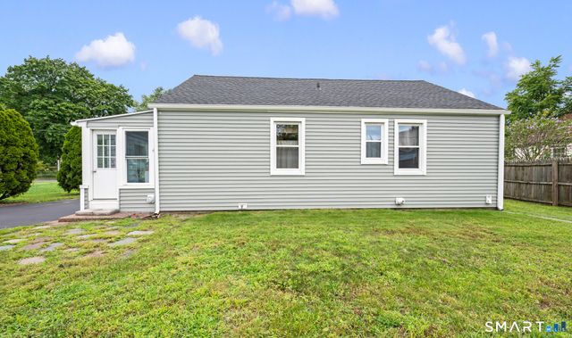 80 Suffolk Drive, East Hartford, CT 06118