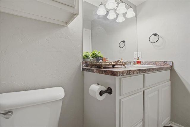 14415 N Pennsylvania Avenue L, Oklahoma City, OK 73134