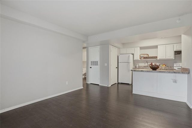14415 N Pennsylvania Avenue L, Oklahoma City, OK 73134