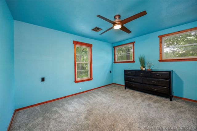 71 County Road 3009, Bartlesville, OK 74003
