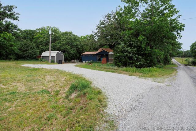 71 County Road 3009, Bartlesville, OK 74003