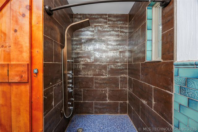 71 County Road 3009, Bartlesville, OK 74003