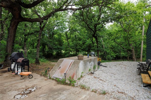 71 County Road 3009, Bartlesville, OK 74003