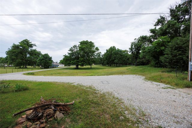 71 County Road 3009, Bartlesville, OK 74003