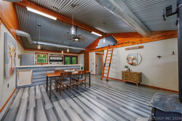 71 County Road 3009, Bartlesville, OK 74003