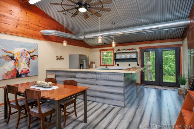 71 County Road 3009, Bartlesville, OK 74003