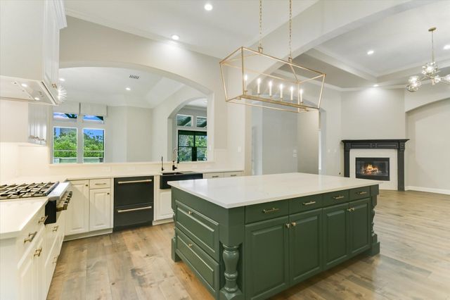 12812 Arbor Lake CV, Austin, TX 78732