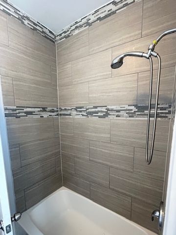 627 E 89th Place 2, Chicago, IL 60619