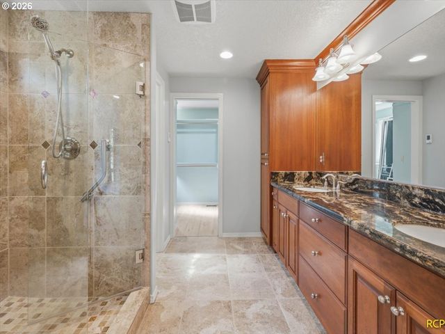 20415 Ne INTERLACHEN Ln, Fairview, OR 97024