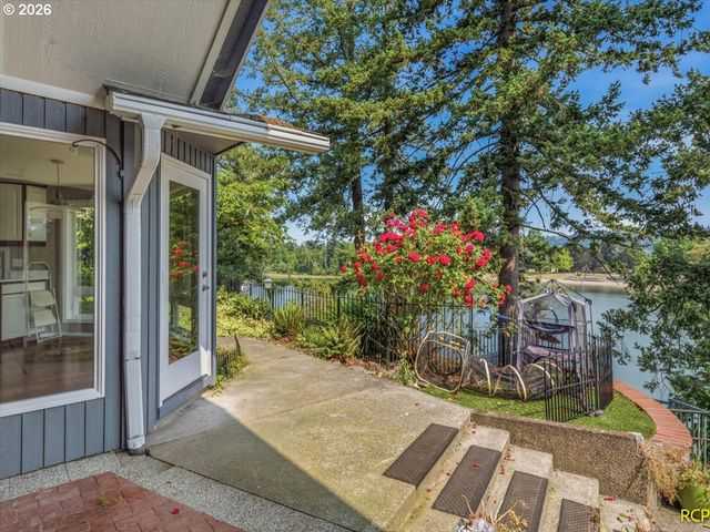 20415 Ne INTERLACHEN Ln, Fairview, OR 97024