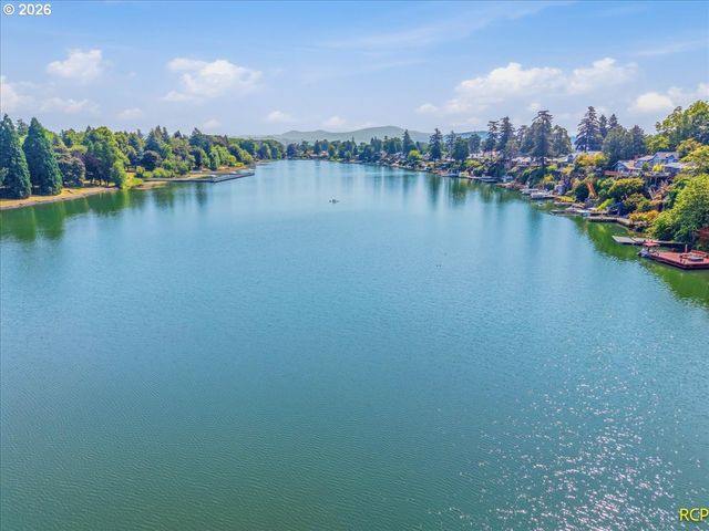 20415 Ne INTERLACHEN Ln, Fairview, OR 97024