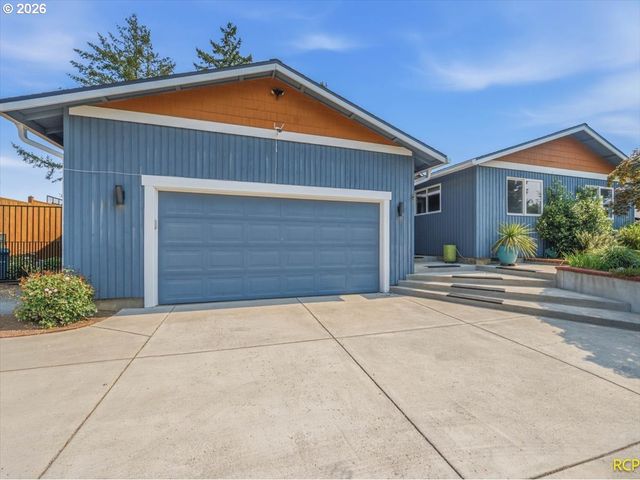 20415 Ne INTERLACHEN Ln, Fairview, OR 97024