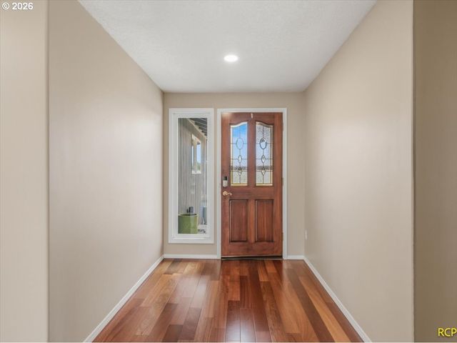 20415 Ne INTERLACHEN Ln, Fairview, OR 97024