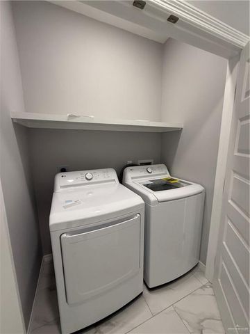 1905 Elsham Avenue 2, Edinburg, TX 78539