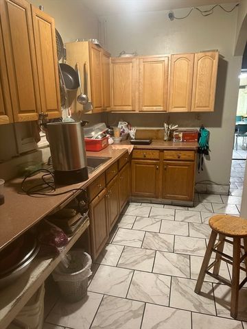 104-104A Tyler St, Boston, MA 02111