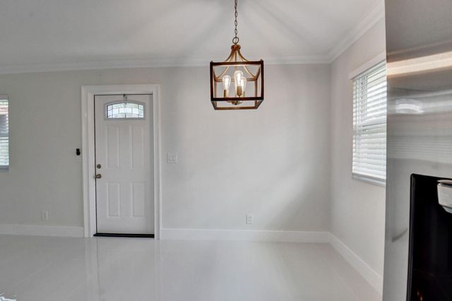 241 Seville K, Delray Beach, FL 33446