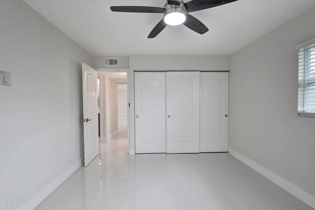 241 Seville K, Delray Beach, FL 33446