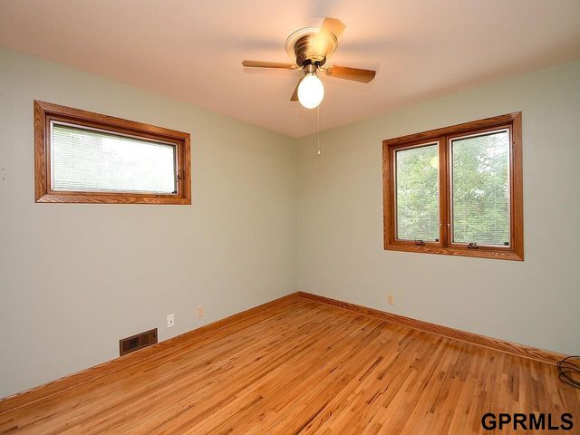 933 Moraine Drive, Lincoln, NE 68510