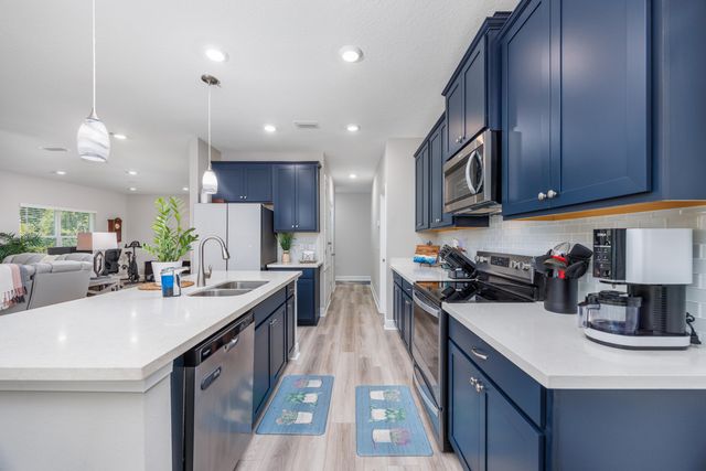 107 Magnolia Landing Drive, Freeport, FL 32439