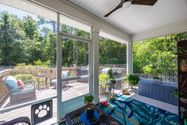 107 Magnolia Landing Drive, Freeport, FL 32439